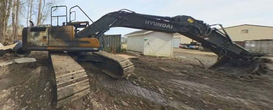 2024 Hyundai HX220 Excavator - Image 5