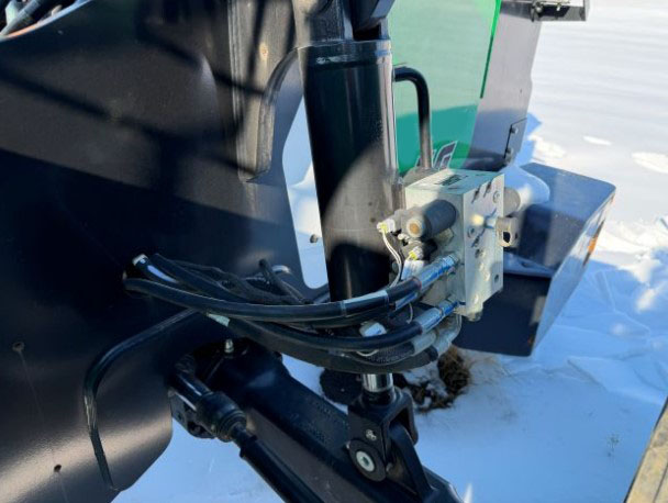 2024 JLG Sky Trak 8042 Telehandler - Image 11