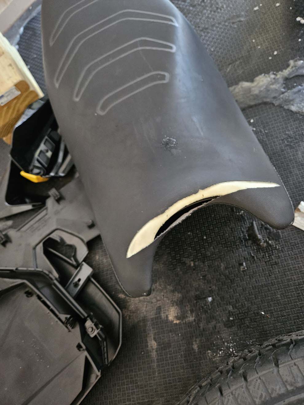 2024 Ski Doo 850CC Snowmobile - Image 16