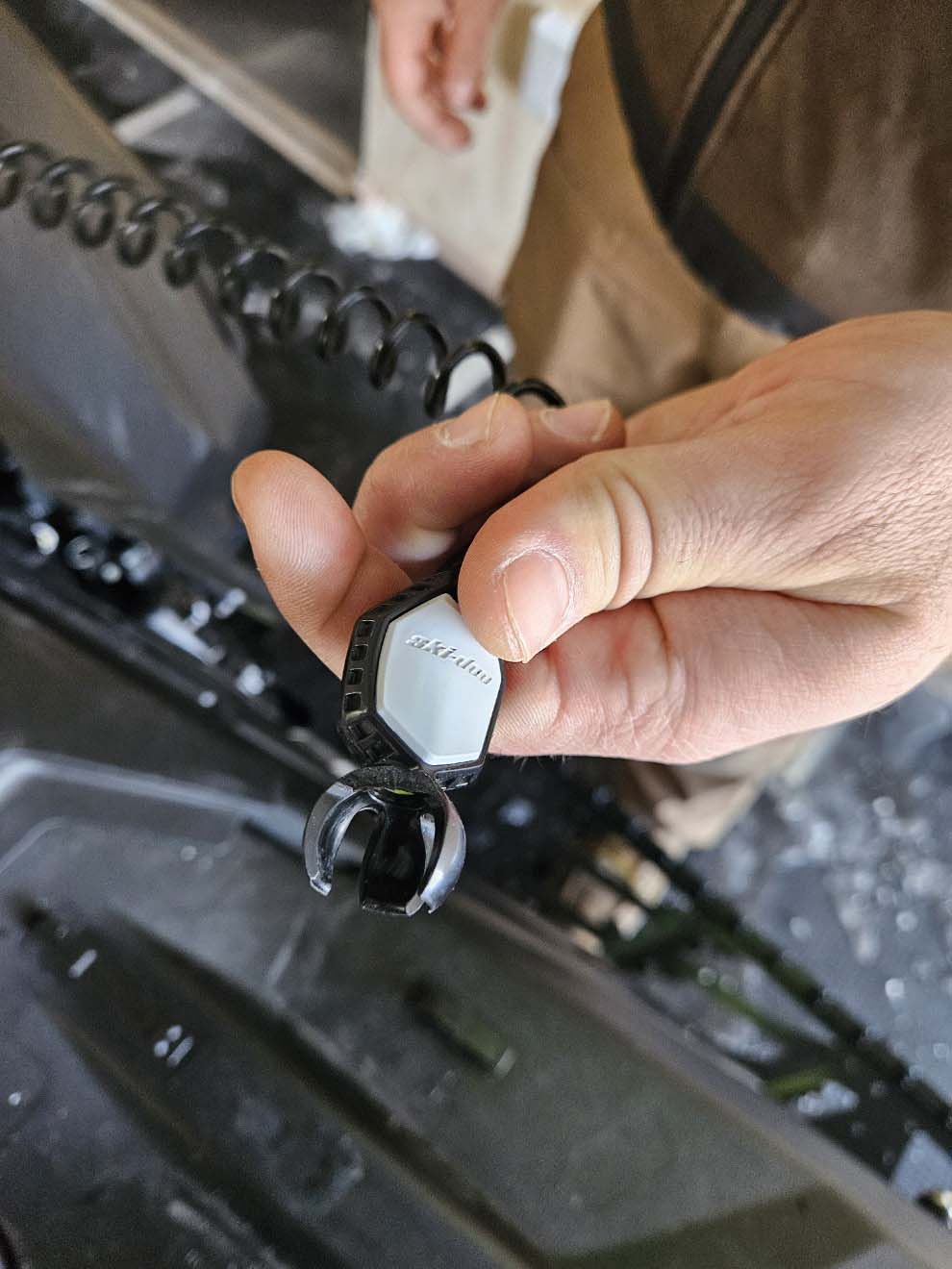 2024 Ski Doo 850CC Snowmobile - Image 23