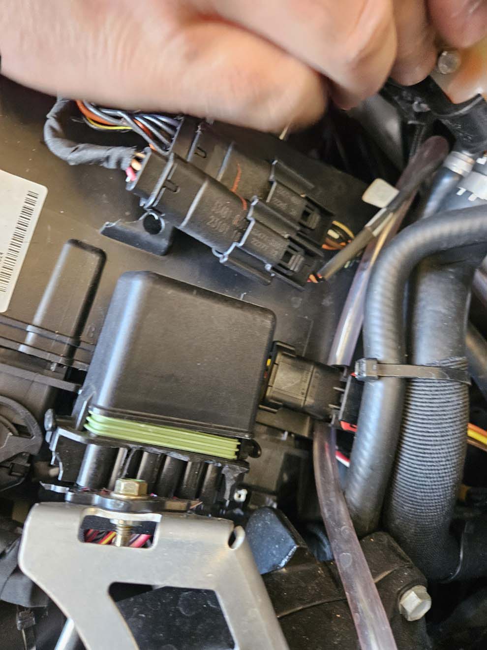 2024 Ski Doo 850CC Snowmobile - Image 4