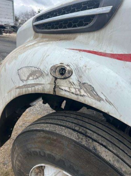 2025 Freightliner M2 Flatbed - Image 22