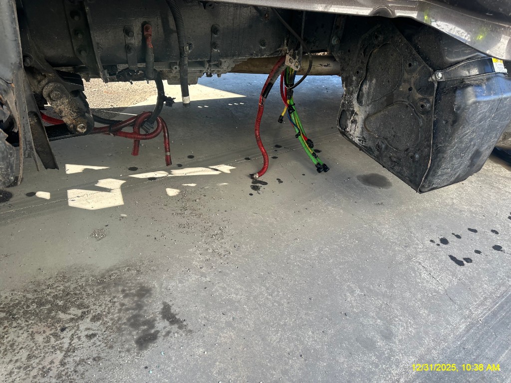 2025 Freightliner Cascadia - Image 14