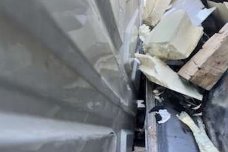 2025 International MV607 Box Truck - Image 12