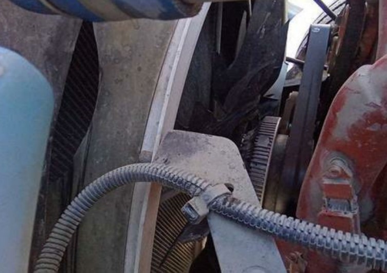 2025 Peterbilt 567 - Image 15