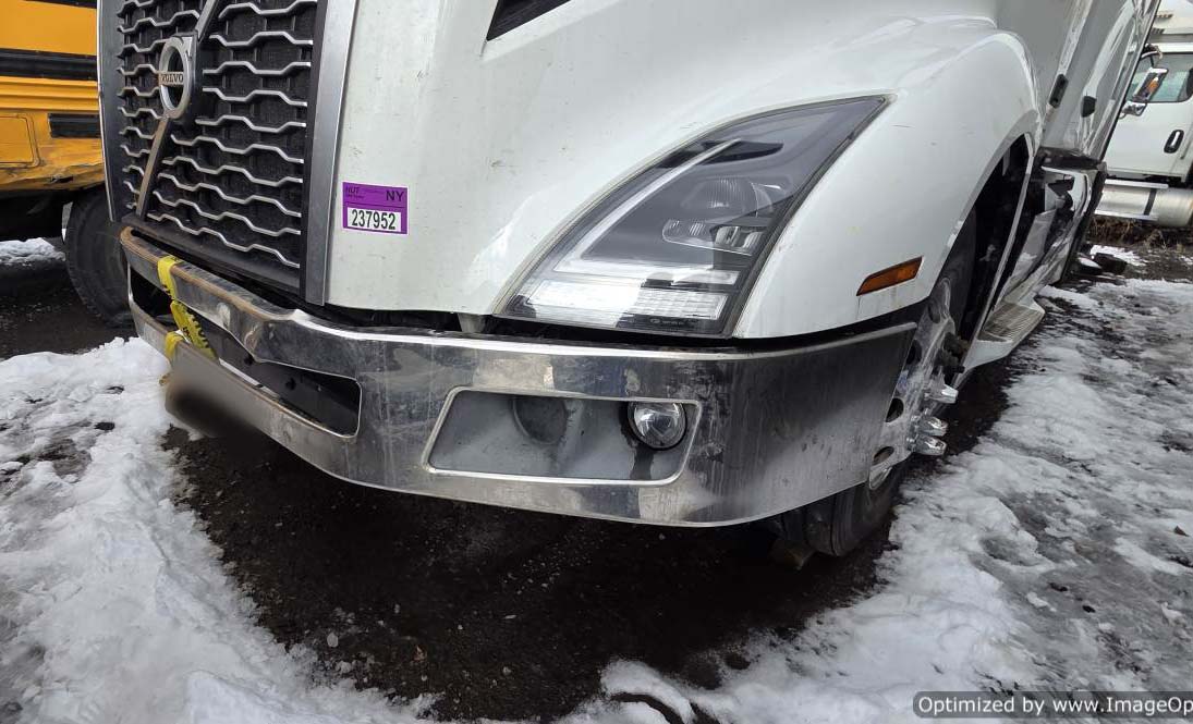 2025 Volvo VNL 860 - Image 19