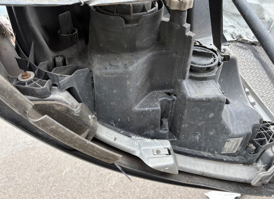 2023 Kenworth T680 (2) - Image 24