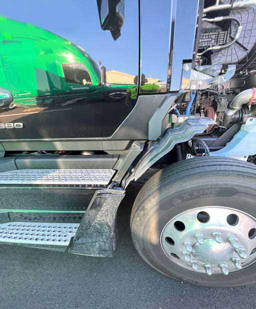 2023 Kenworth T680 (1) - Image 23