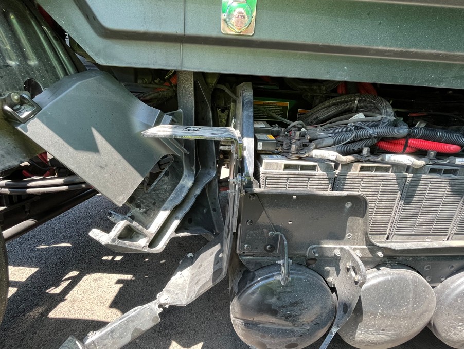 2023 Kenworth T680 (1) - Image 27