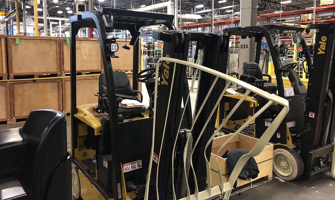 2025 Yale ERC030VAN36TE080 Forklift (Unit 3) - Image 11