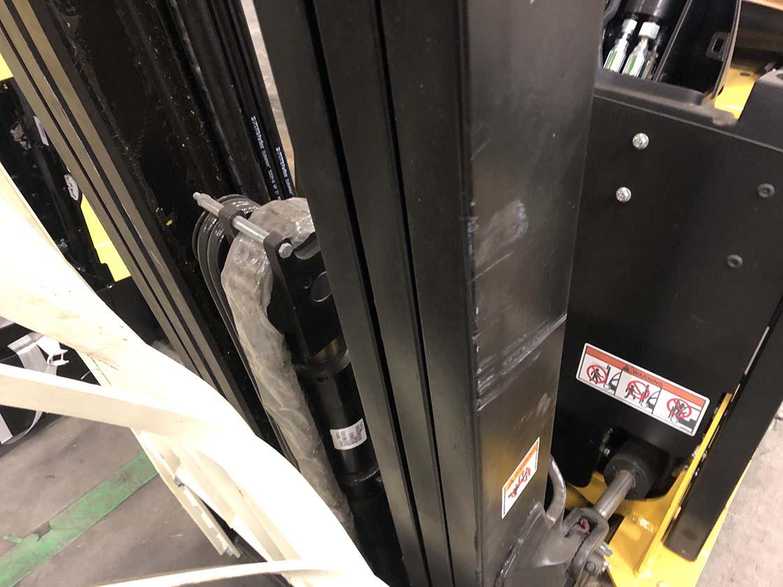 2025 Yale ERC030VAN36TE080 Forklift (Unit 3) - Image 14