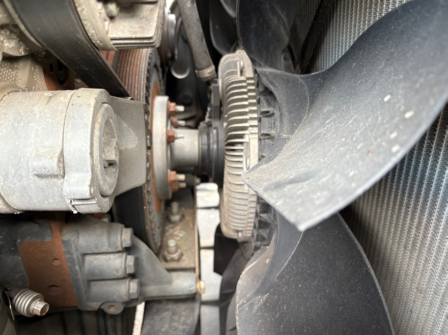 2023 Kenworth T680 (2) - Image 6