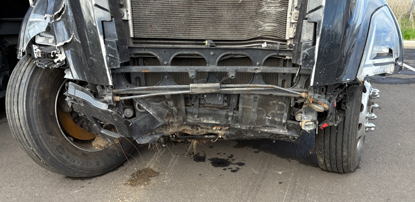 2023 Volvo VNL - Image 6