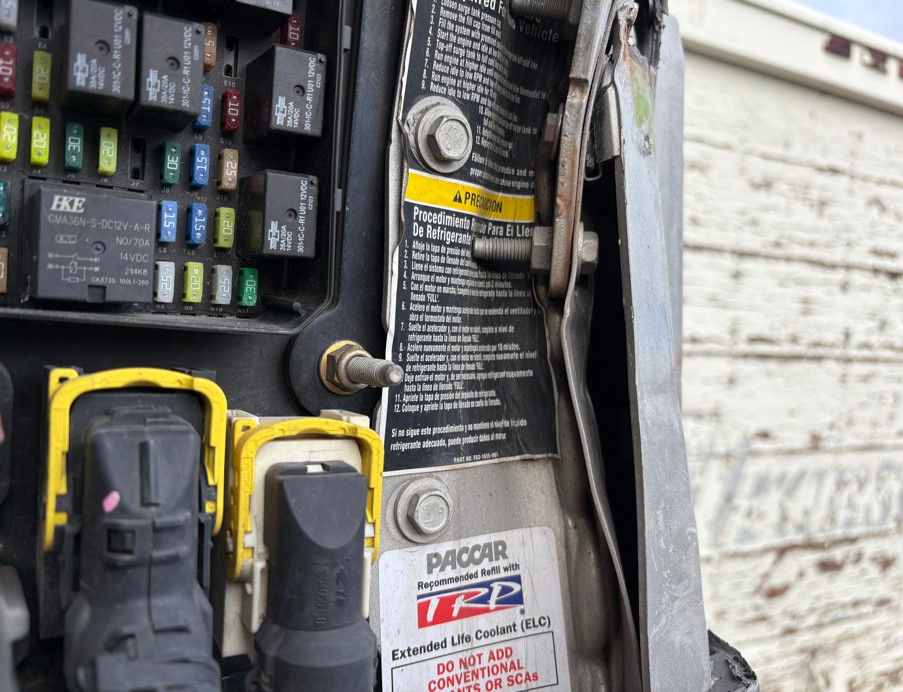 2023 Kenworth T680 (2) - Image 9