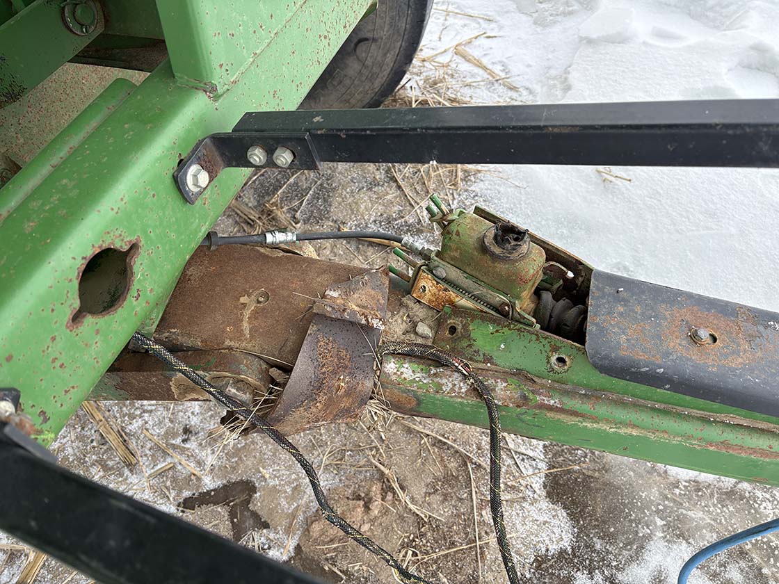 1998 Brent GT640 Gravity Wagon - Image 12