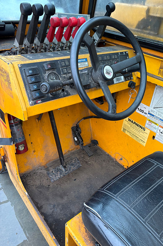 2011 Broderson IC-200 3G Carry Deck Crane - Image 11