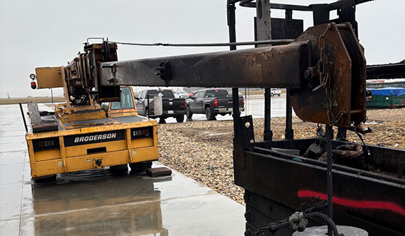 2011 Broderson IC-200 3G Carry Deck Crane - Image 6