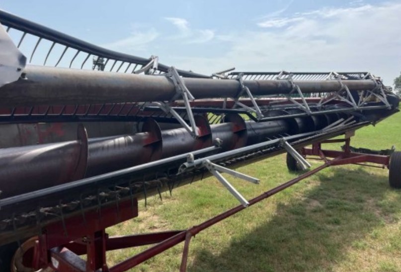 1989 Case IH 1010 Header - Image 8