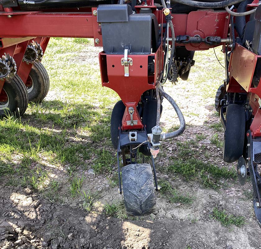 2013 Case IH 1255 Planter - Image 5