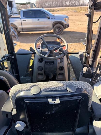 2017 Case IH Farmall 120C Tractor - Image 7