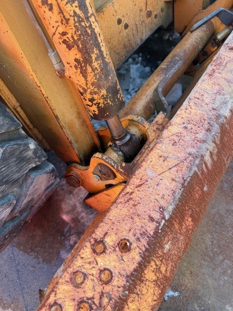 2004 CASE 85XT Skid Steer - Image 5