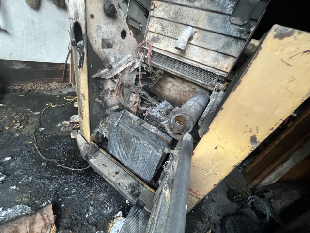 2000 Gehl 4835 Skid Steer - Image 7