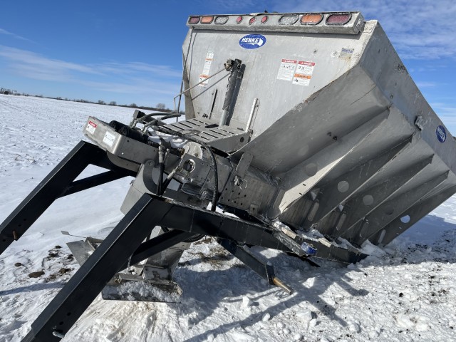 Henke Salt Spreader - Image 2