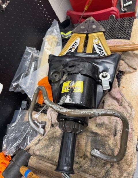 Hurst Low Pressure Rescue Tool - Image 3