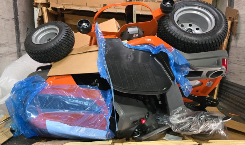 2021 Husqvarna TS 348 XD 48″ Clear Cut Mowers - Image 24