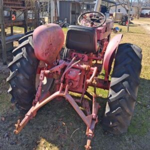International Harvester 240 Tractor