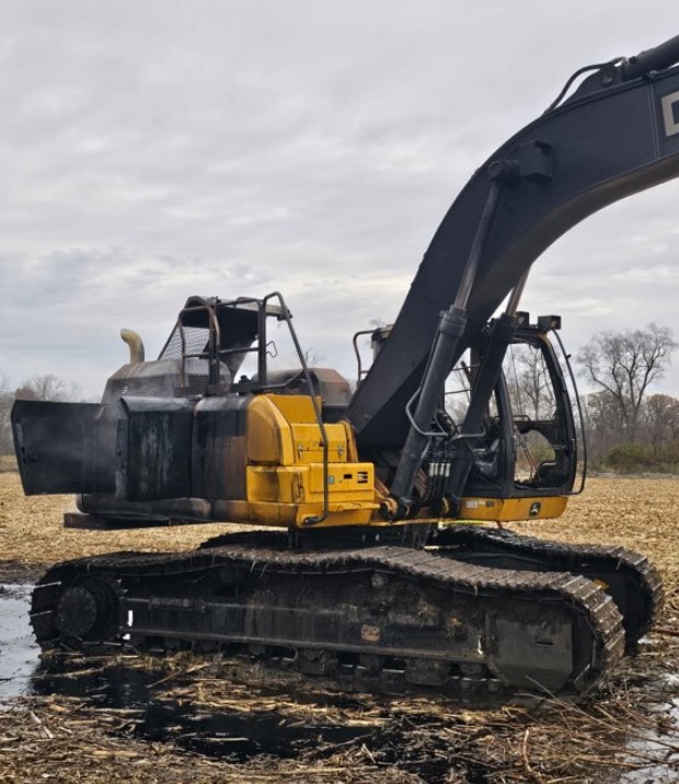 2020 John Deere 300G Excavator - Image 3
