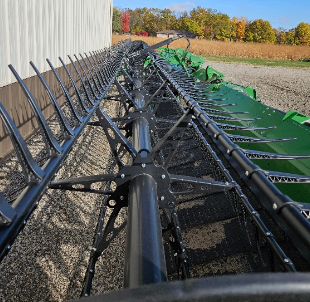 2023 John Deere HD45F Header - Image 2