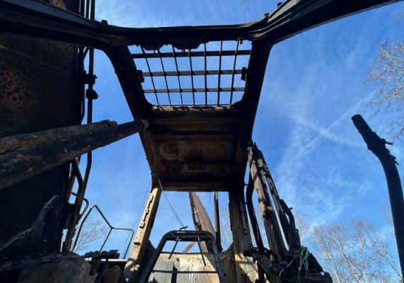 2014 Kobelco SK210LC-9 Excavator - Image 12
