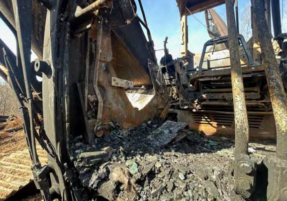 2014 Kobelco SK210LC-9 Excavator - Image 14