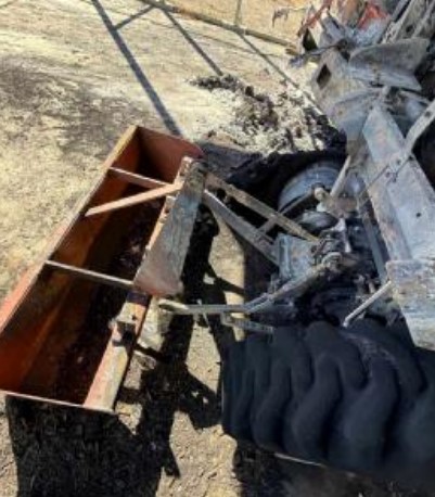 2021 Mahindra 1626 Tractor - Image 11