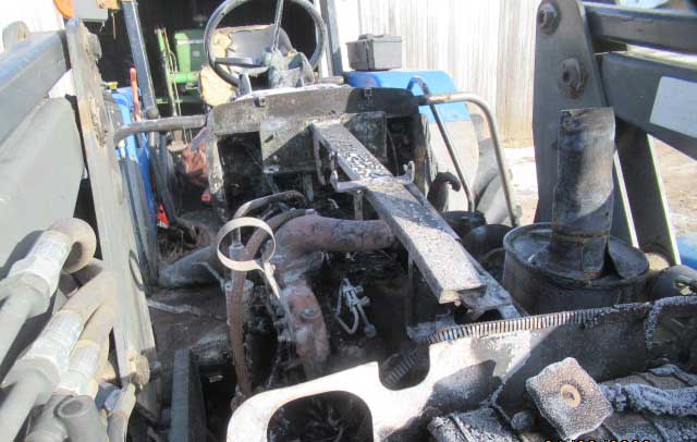 2002 New Holland TL90 Tractor - Image 21