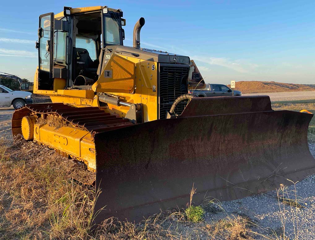 2022 Deere 750L Crawler Dozer - Image 15