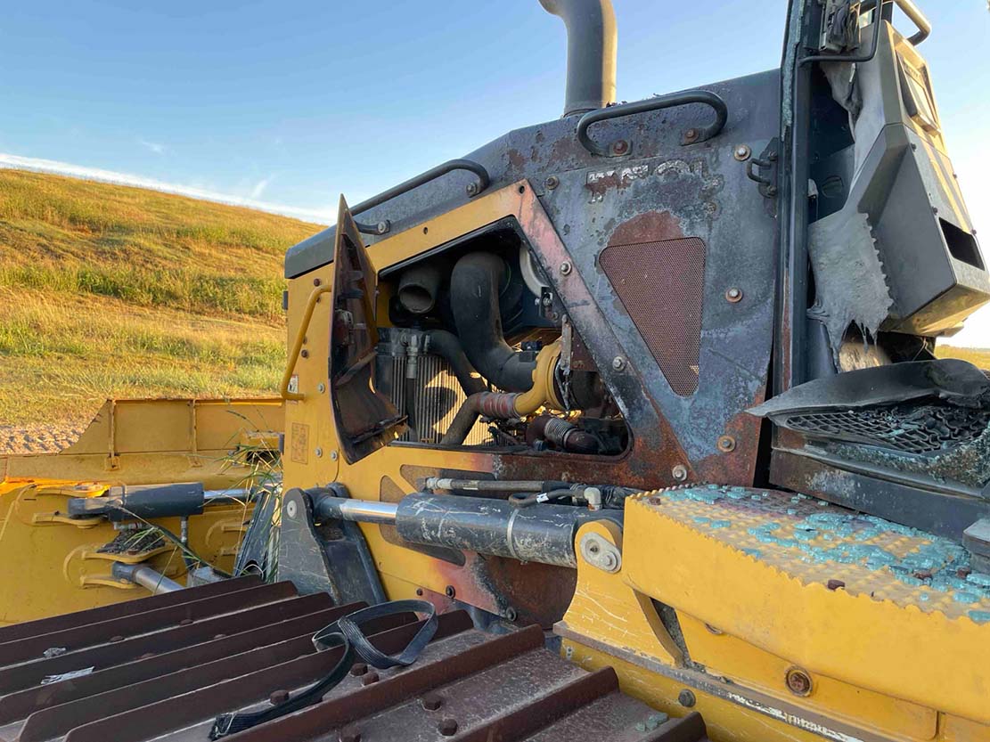 2022 Deere 750L Crawler Dozer - Image 16