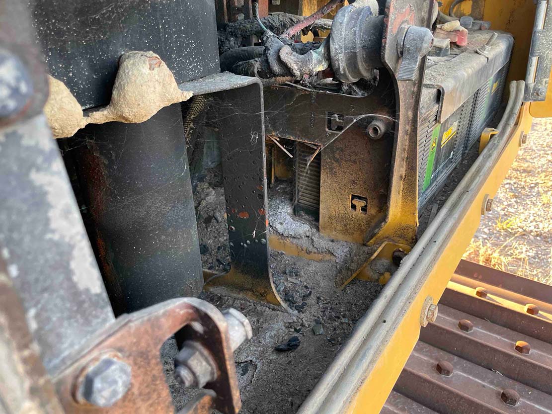 2022 Deere 750L Crawler Dozer - Image 17