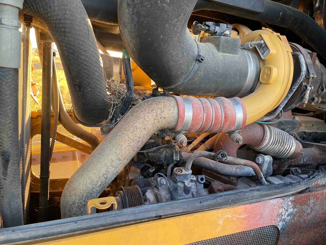 2022 Deere 750L Crawler Dozer - Image 20