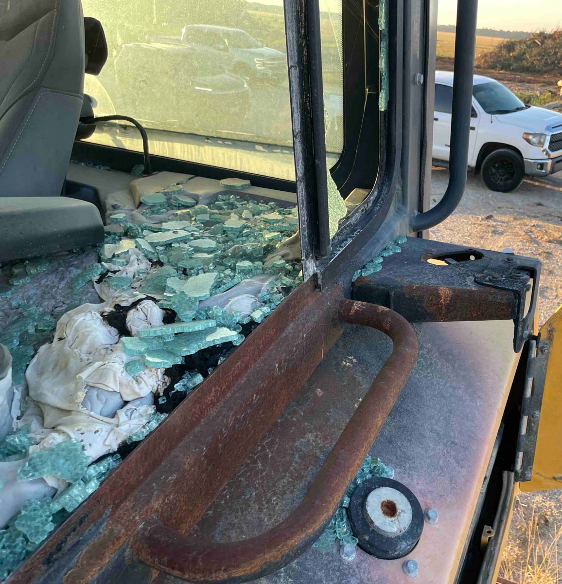 2022 Deere 750L Crawler Dozer - Image 49