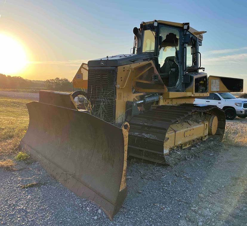 2022 Deere 750L Crawler Dozer - Image 10