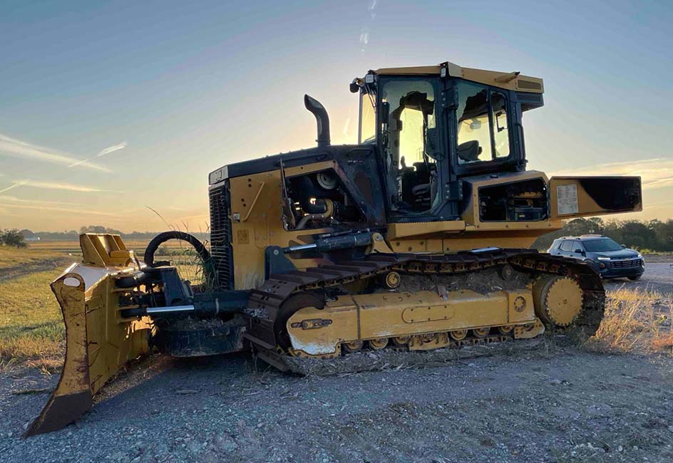 2022 Deere 750L Crawler Dozer - Image 11