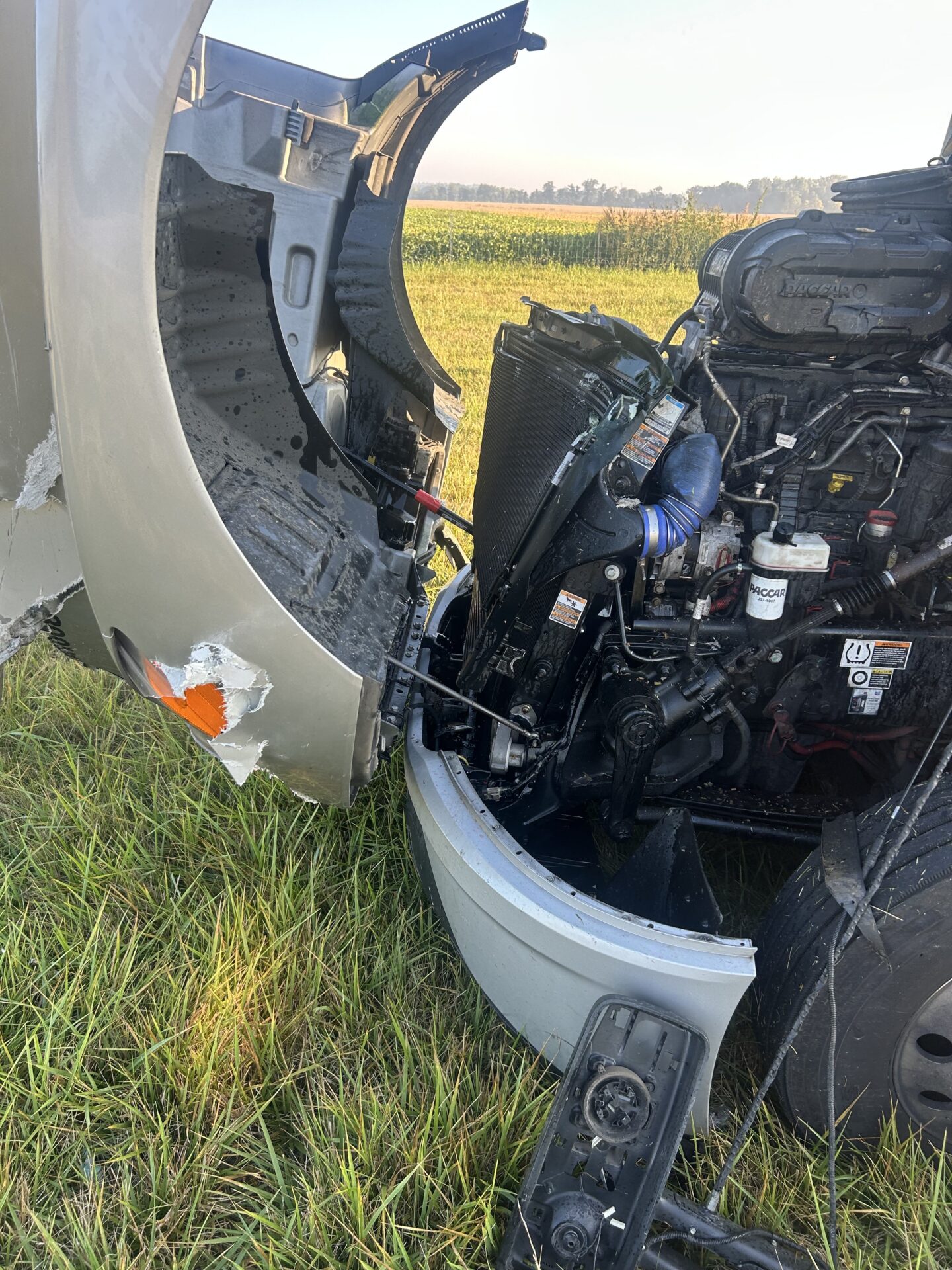 2023 Kenworth T680 (2) - Image 35