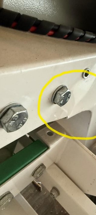 2019 SGL UVC180 Turf Machine - Image 17