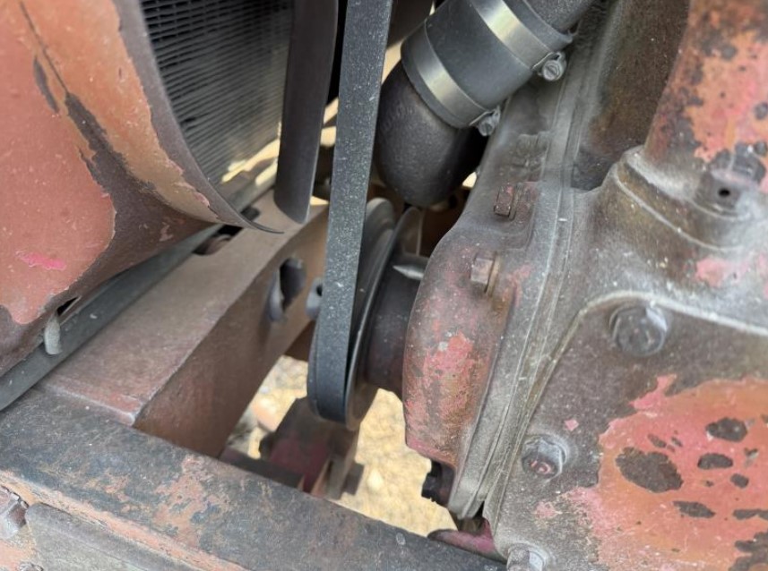 1953 CASE IH Super M Tractor - Image 5