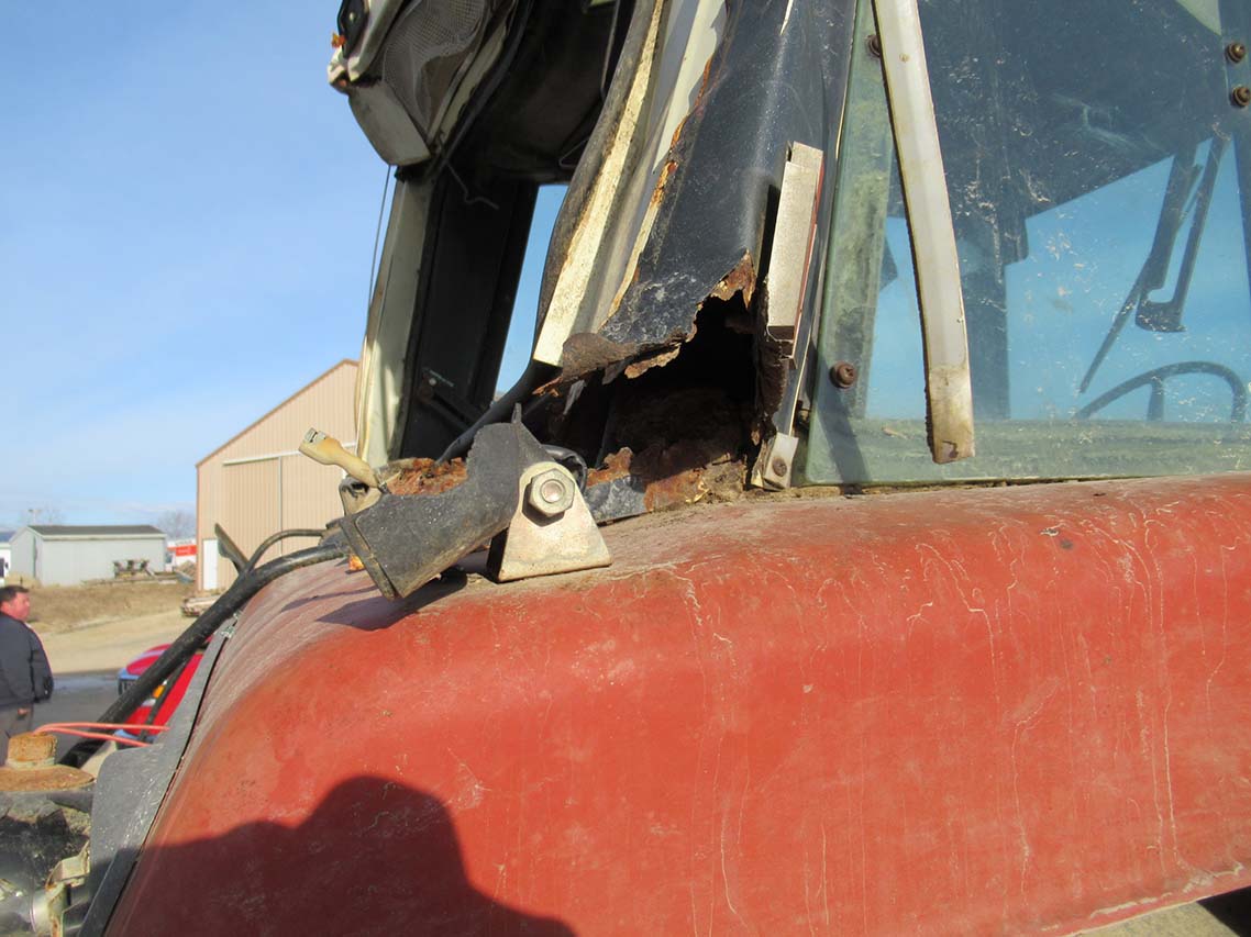 1980 International Harvester 1086 Tractor - Image 11