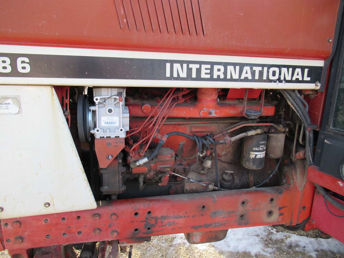 1980 International Harvester 1086 Tractor - Image 7