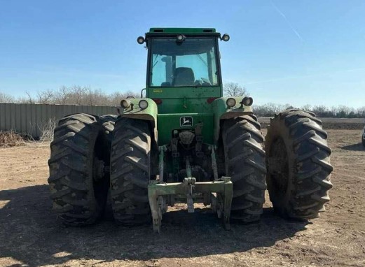 1981 John Deere 8440 Tractor - Image 3