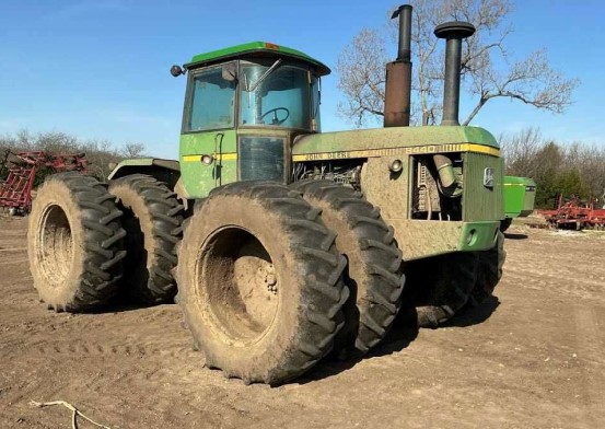 1981 John Deere 8440 Tractor - Image 5
